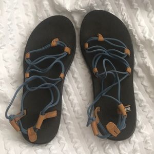 Tevas Sandals. Women’s size 9. Worn twice.